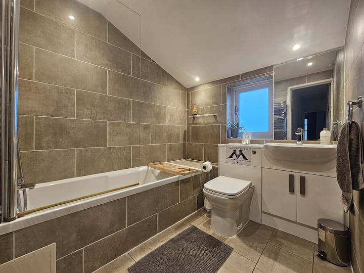 Modern bathroom with bathtub