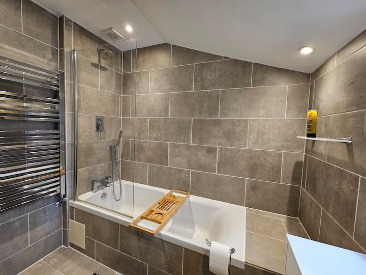 Modern bathroom with bathtub